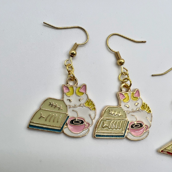 Cat Earrings - Book Lover Earrings - Librarian Earrings - Kitten Earrings - Picture 2 of 10